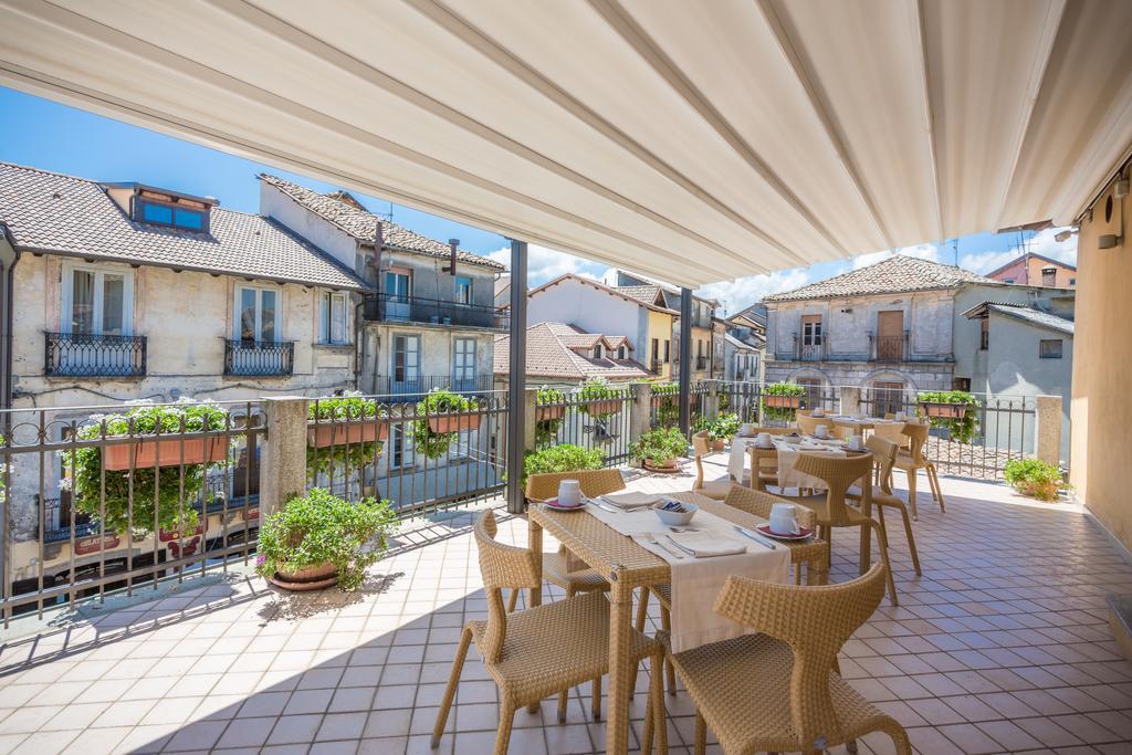 Hotel Conte Ruggero Serra San Bruno Exterior foto