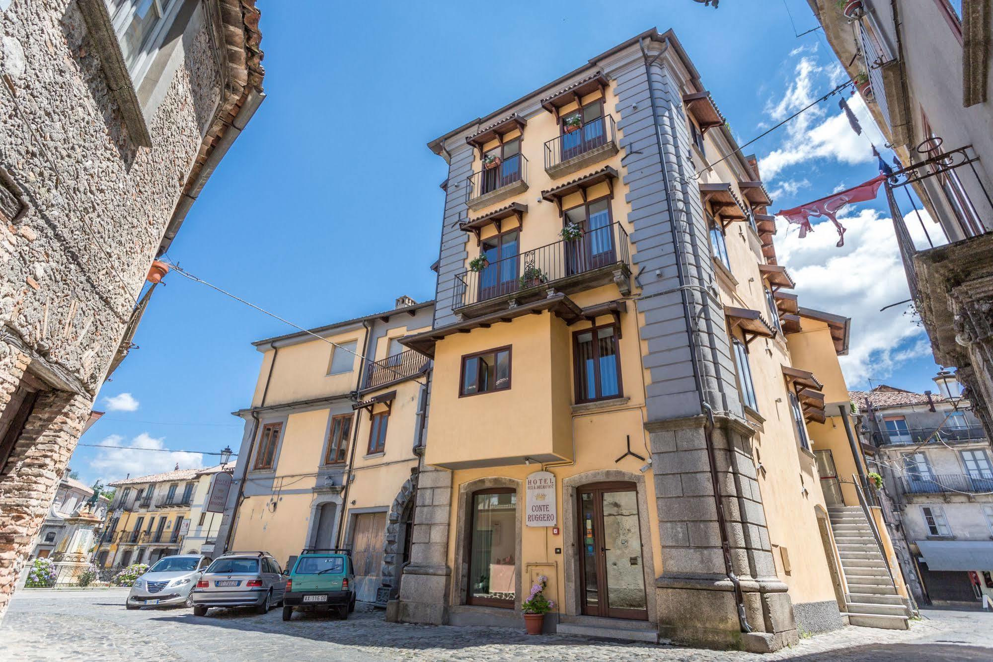 Hotel Conte Ruggero Serra San Bruno Exterior foto